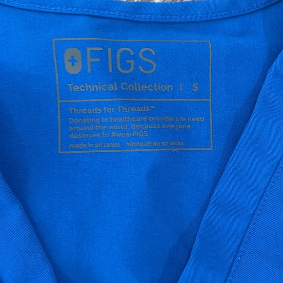 Figs scrub top - Picture 2 of 2